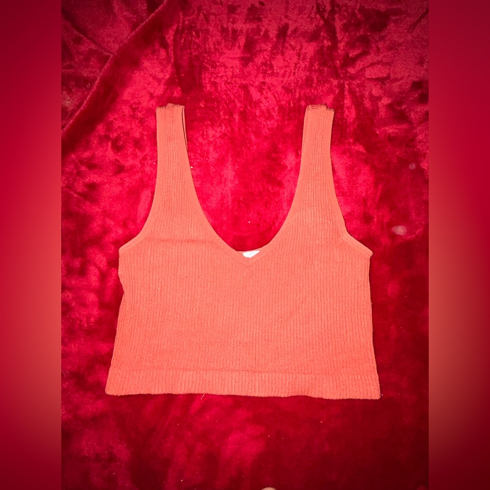 Ribbed v neck tank top